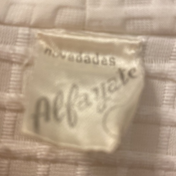 VINTAGE WHITE ROBE - Picture 6 of 8